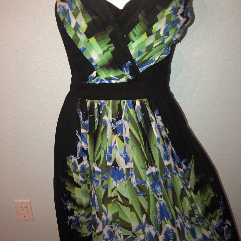 DRESS - Picture 2 of 4